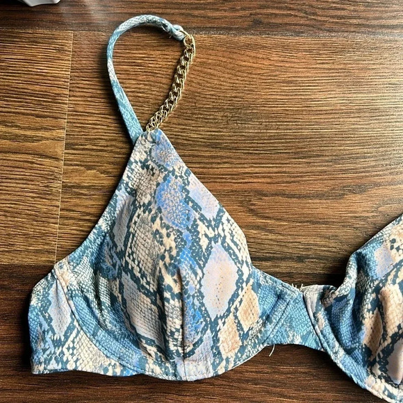 NEW Shade & Shore Snakeskin Bikini Top with Chains | Blue Bikini Top | Snakeskin - Picture 2 of 9